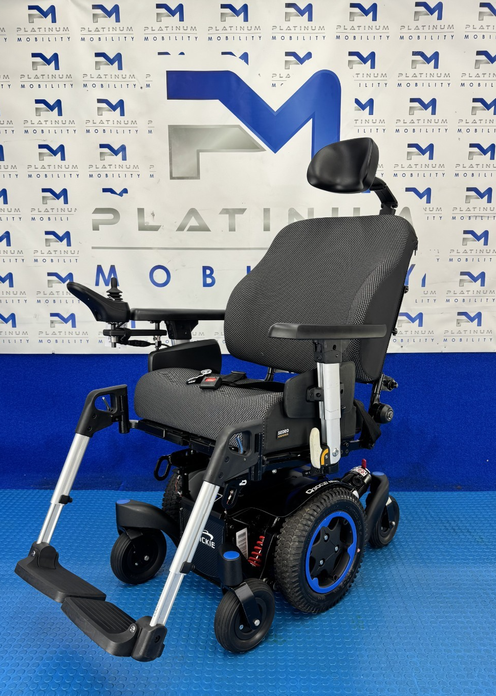 Sunrise Quickie Q300M Mini Powerchair 4 mph Electric Wheelchair 2861