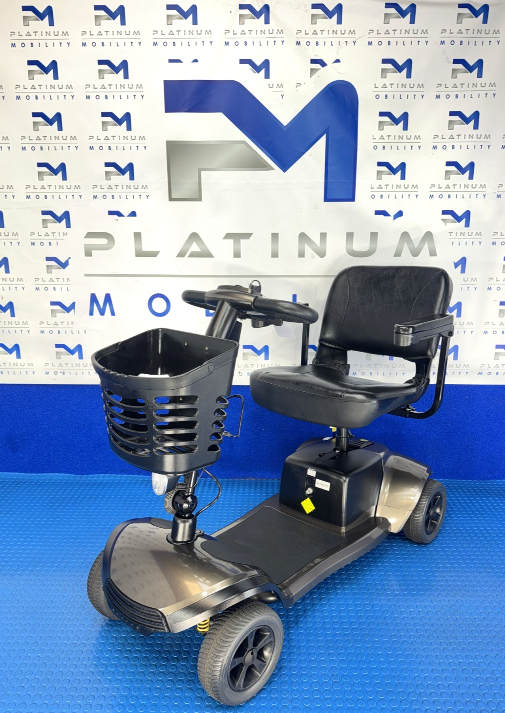 One Rehab Vantage Lightweight Mobility Scooter 4MPH Portable 4075