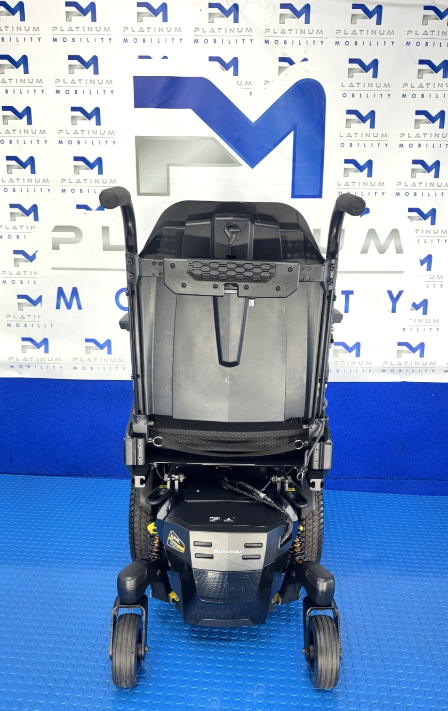 PRIDE STRETTO EDGE 3 POWERCHAIR 6MPH NEW BATTERIES, SOLID TYRES 2959