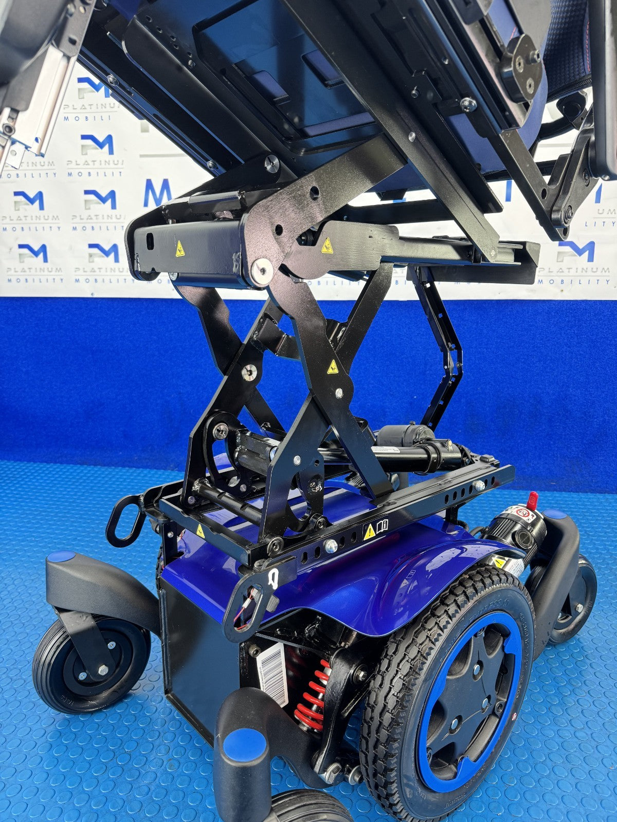 2025 SUNRISE QUICKIE Q300 MINI RISER TILT COMPACT POWERCHAIR REF 2301