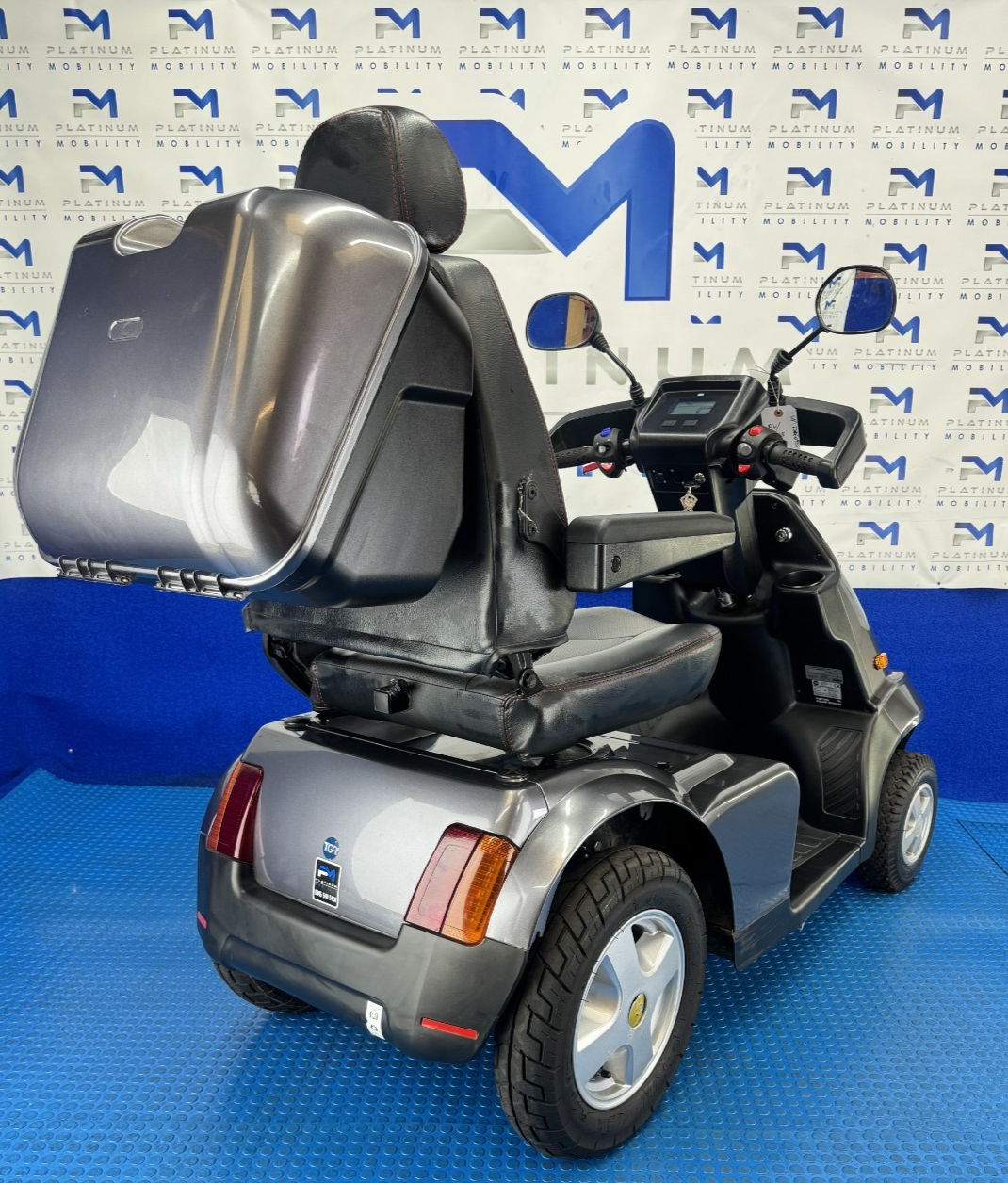 TGA Breeze S4 8MPH All Terrain Mobility Scooter New Batteries No VAT 2961
