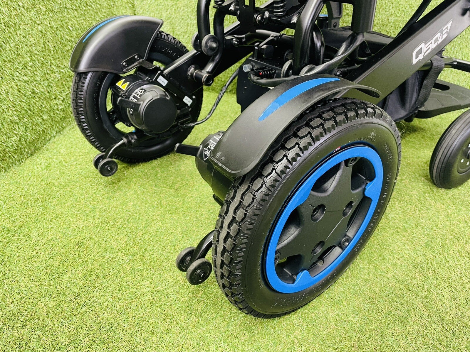 QUICKIE Q50R FOLDING 4MPH TRANSPORTABLE LITHIUM ELECTRIC POWERCHAIR WHEELCHAIR