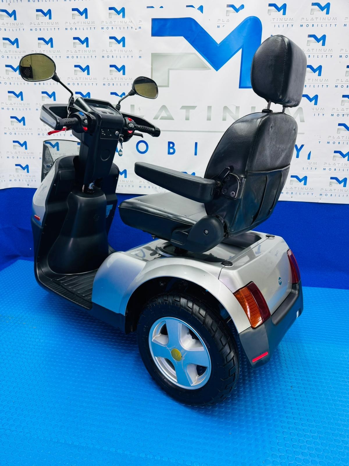 TGA Breeze S3 8MPH LARGE Mobility Scooter All Terrain 1847