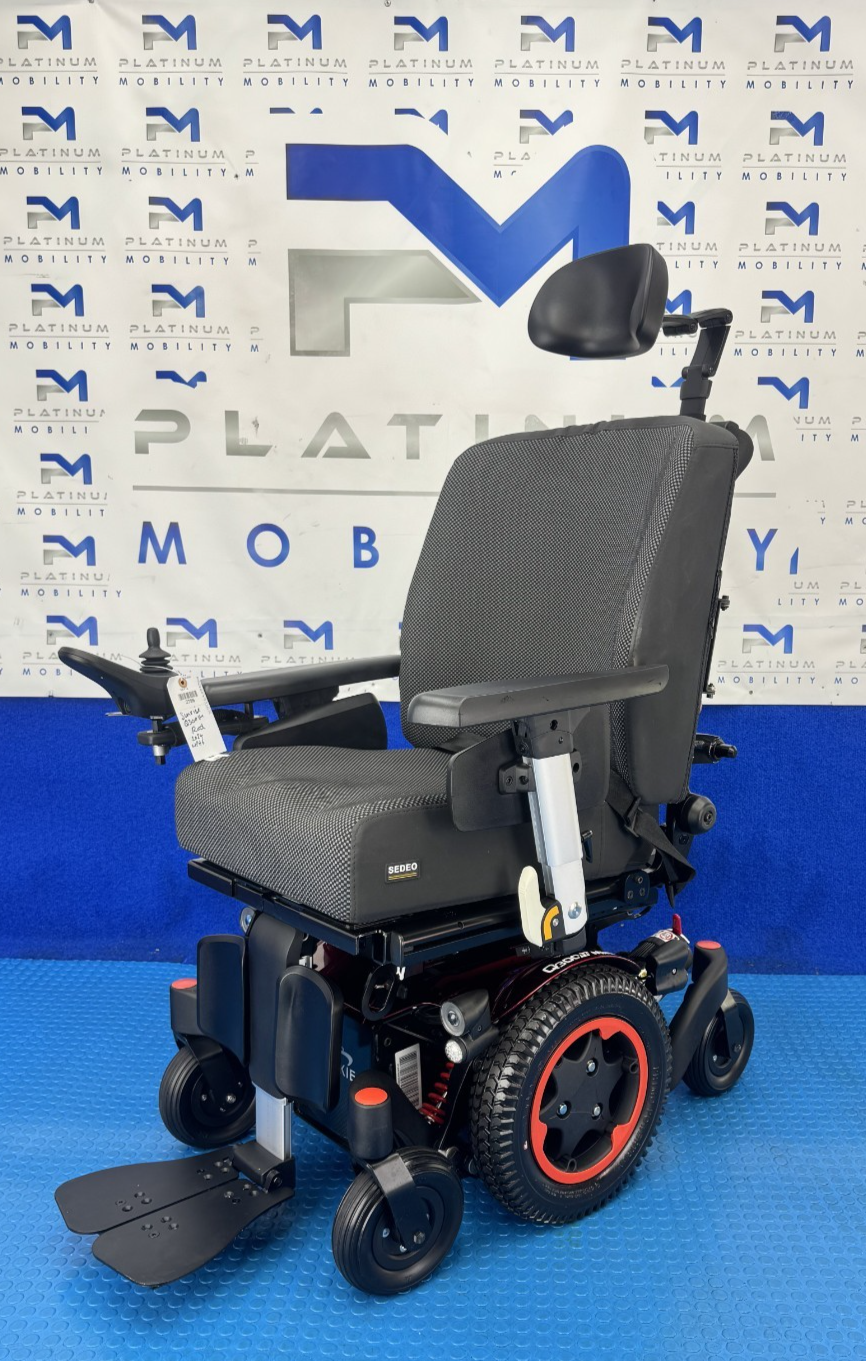Sunrise Quickie Q300M Mini Powerchair 6 mph Riser, Tilt Electric Wheelchair 2786