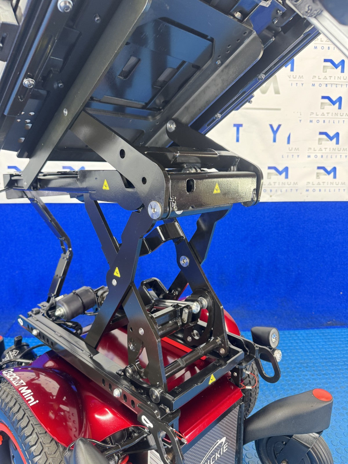 2025 Sunrise Quickie Q300M Powerchair 4 mph Riser & Tilt Wheelchair 2553
