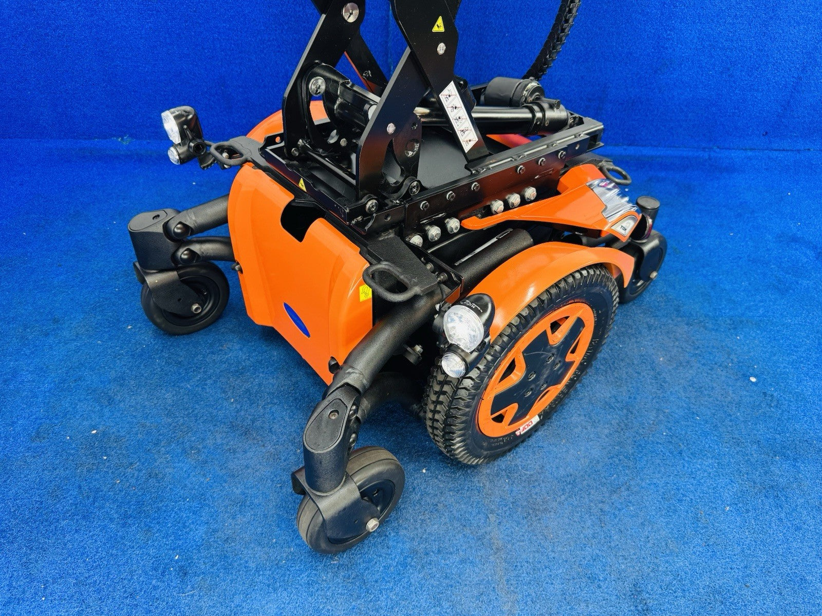 INVACARE TDX SP2 6 MPH ELECTRIC WHEELCHAIR POWERCHAIR MOBILITY Riser Tilt 1165