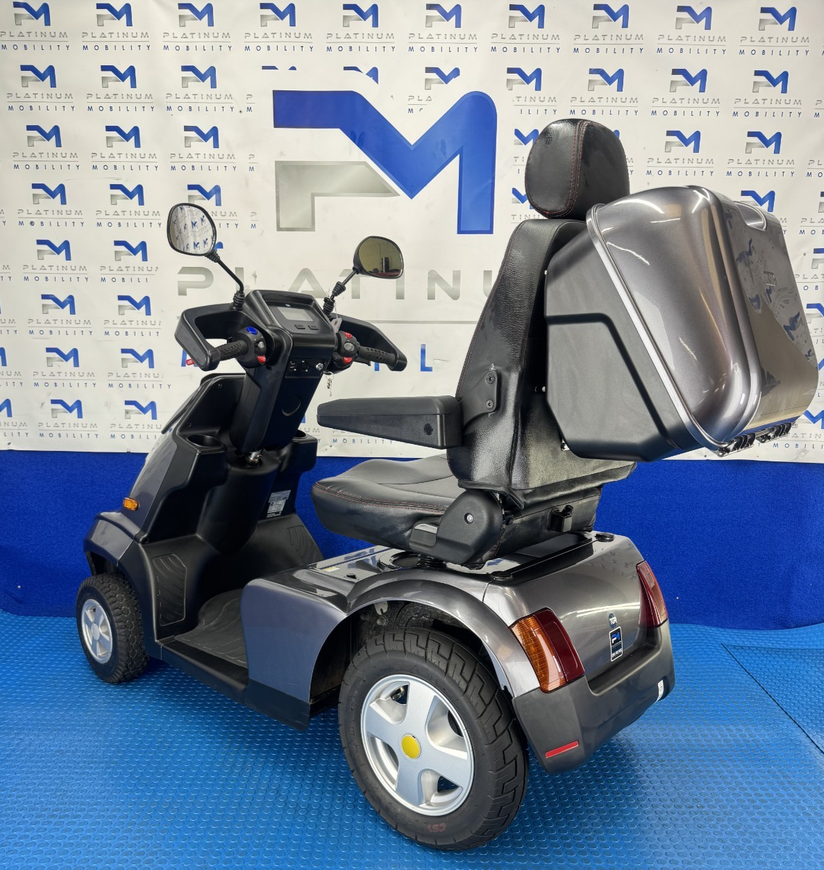 TGA Breeze S4 8MPH All Terrain Mobility Scooter New Batteries No VAT 2961