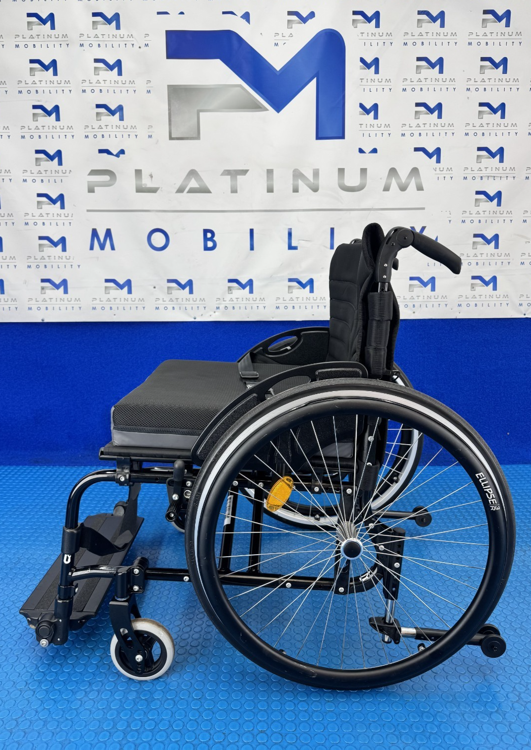 SUNRISE QUICKIE EASYLIFE R 17x17 MANUAL WHEELCHAIR LIGHTWEIGHT ACTIVE 2141