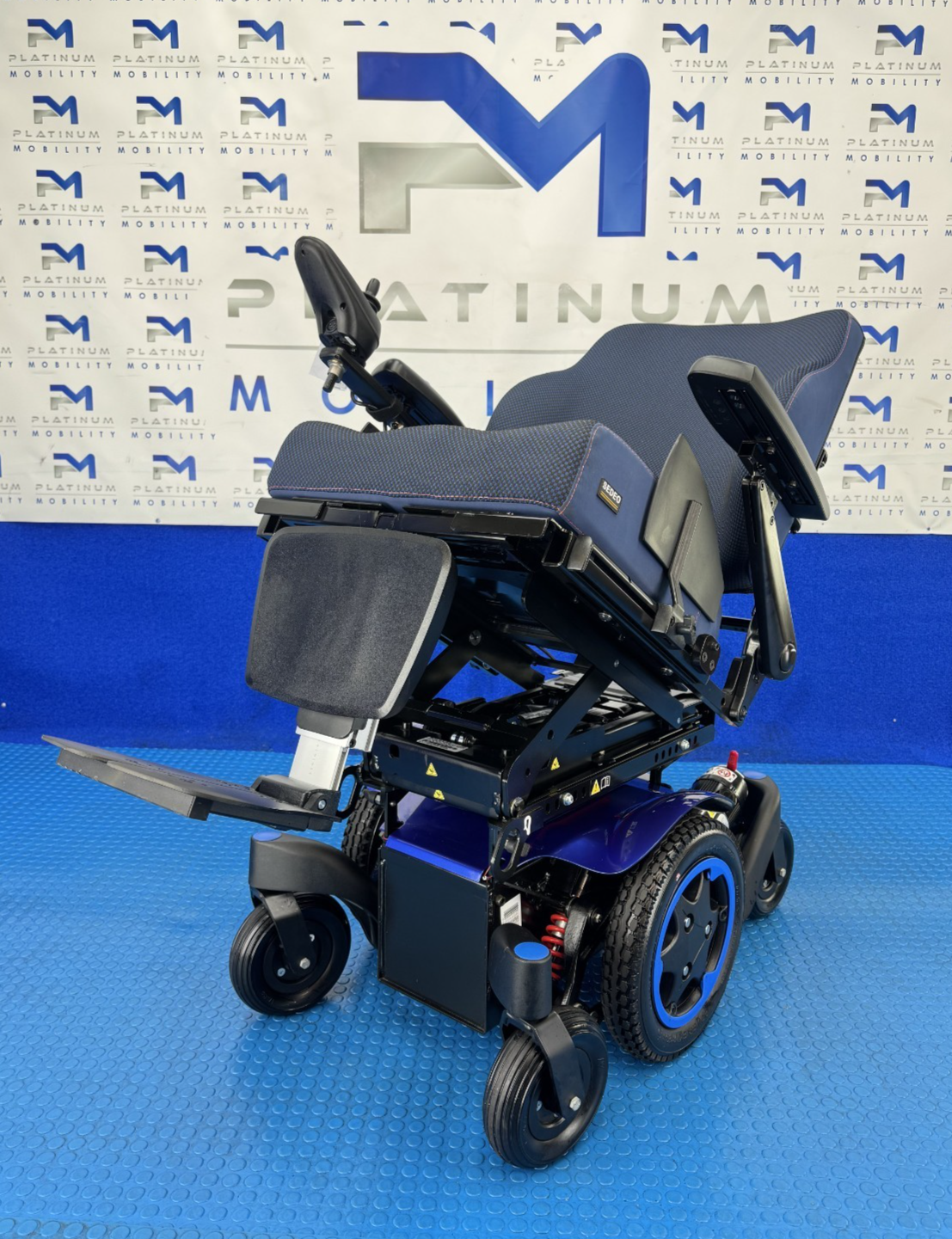 2025 SUNRISE QUICKIE Q300 MINI RISER TILT COMPACT POWERCHAIR REF 2301