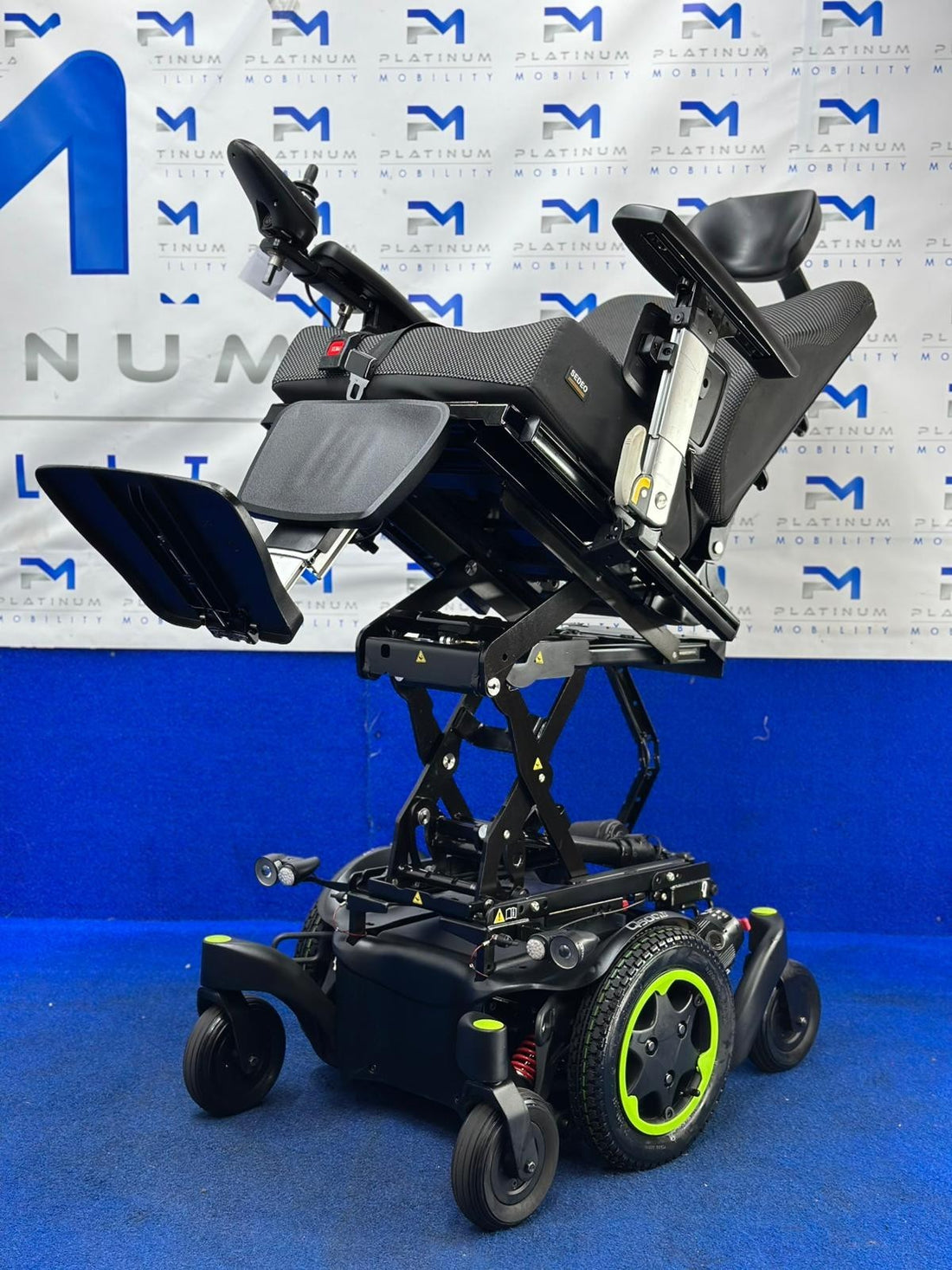 Quickie Q500 M Powerchair – 6mph Riser Electric Wheelchair by Sunrise (1523)