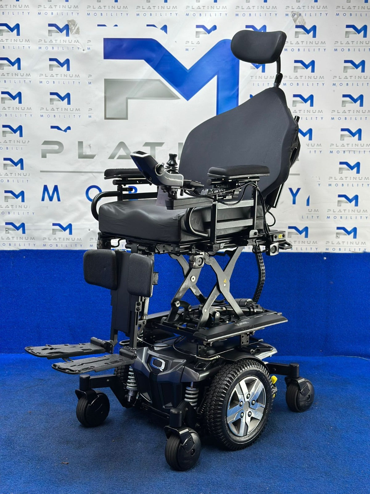 PRIDE QUANTUM Q6 EDGE 2.0 i-LEVEL 6 MPH ELECTRIC MOBILITY POWERCHAIR 1612