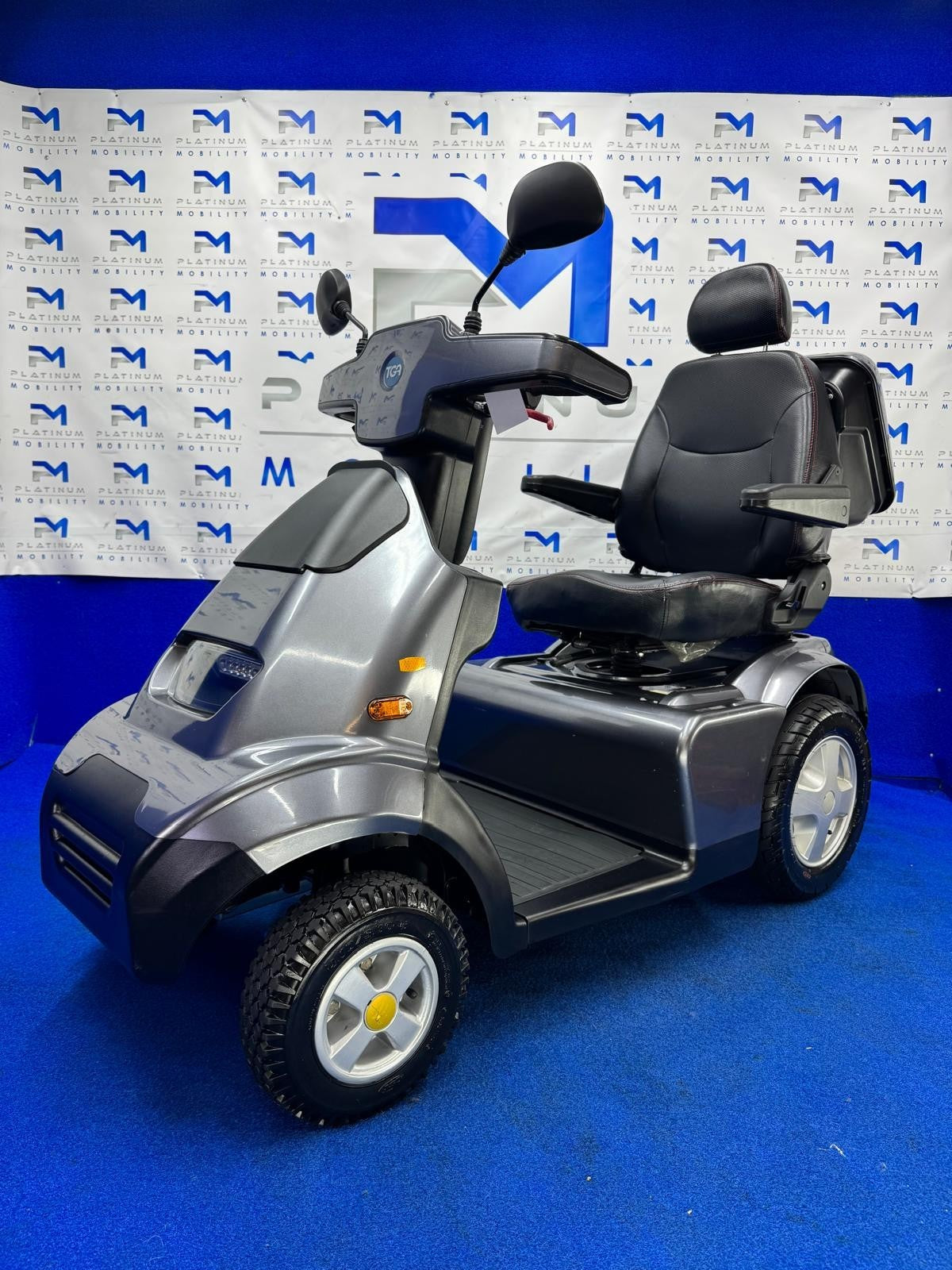 2022 TGA Breeze S4 8MPH All Terrain Mobility Scooter Immaculate Condition 1800