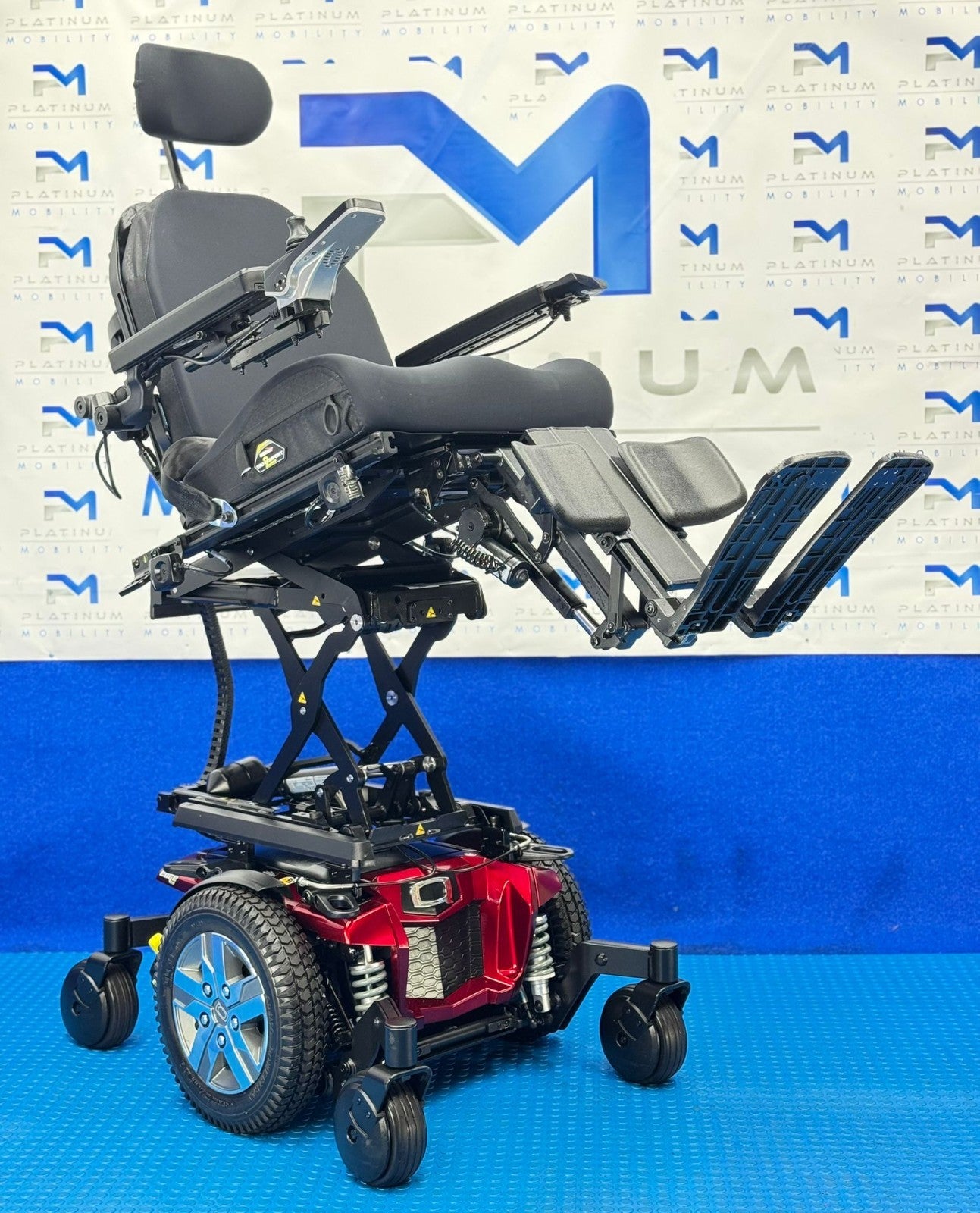 PRIDE QUANTUM Q6 EDGE 2.0 i-LEVEL 6 MPH ELECTRIC MOBILITY POWERCHAIR 1