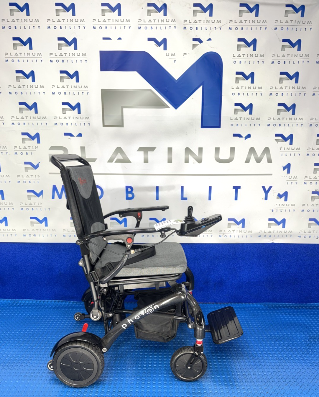 Motion Photon Powerchair Carbon Fibre Ultra Lightweight Powerchair 15.8kg 2558