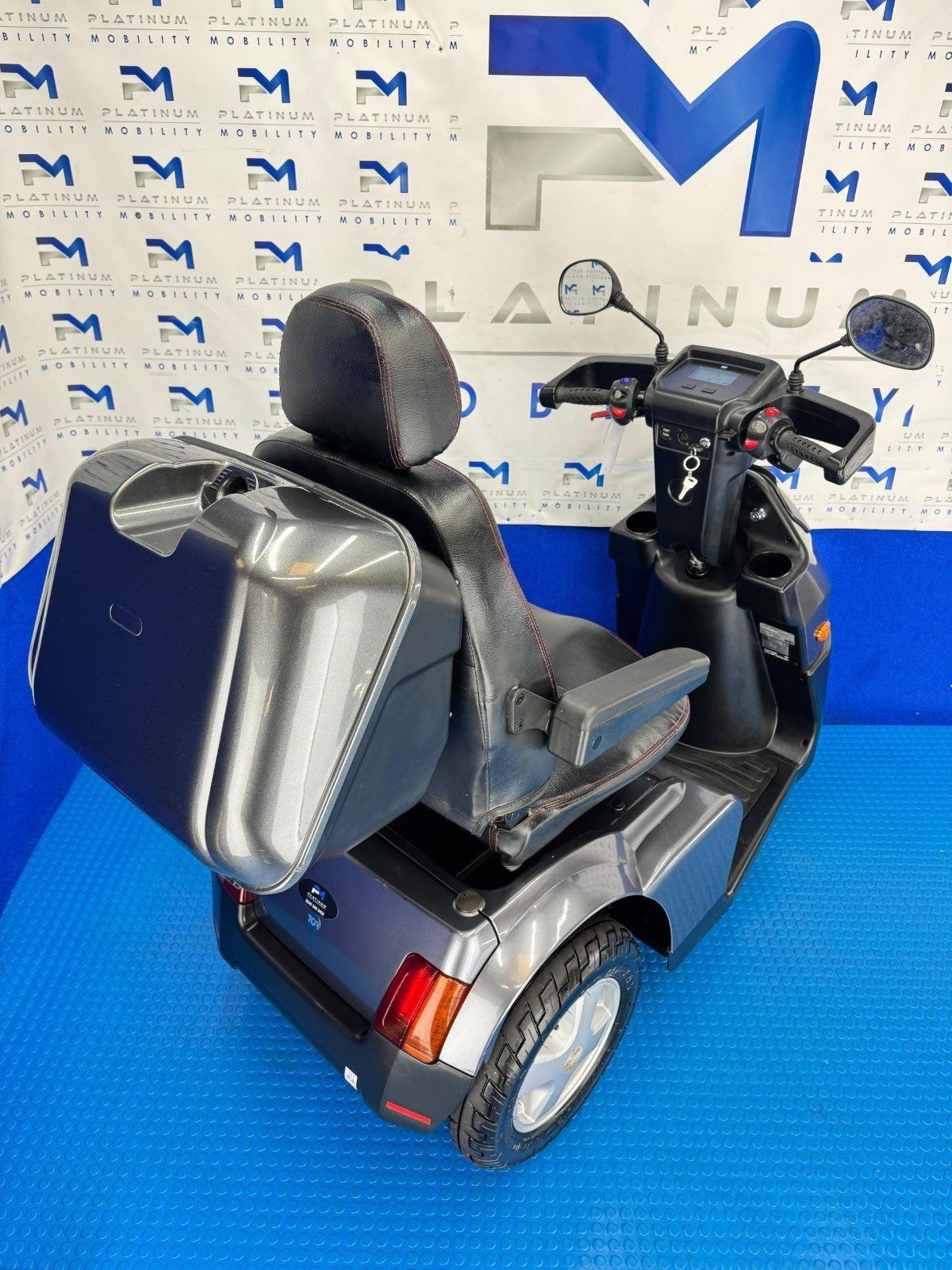 2022 TGA Breeze S3 8MPH LARGE Mobility Scooter All Terrain *1990