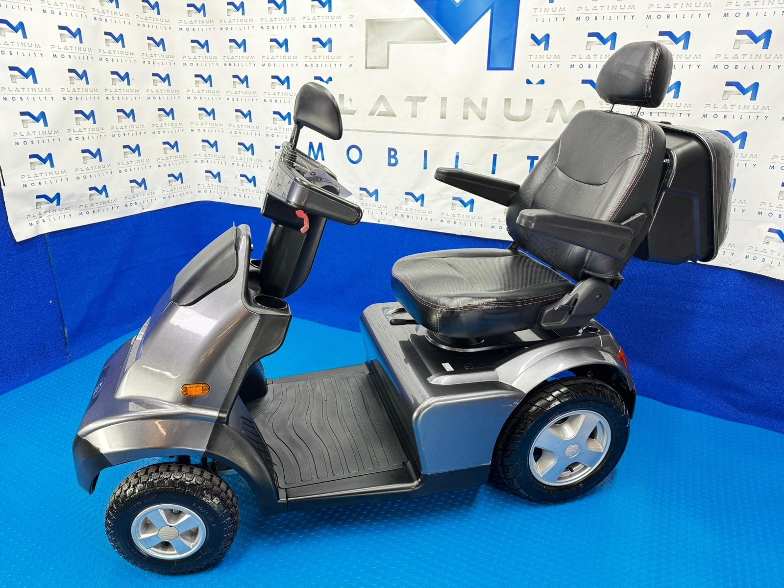 2022 TGA Breeze S4 8MPH All Terrain Mobility Scooter Great Condition 1925