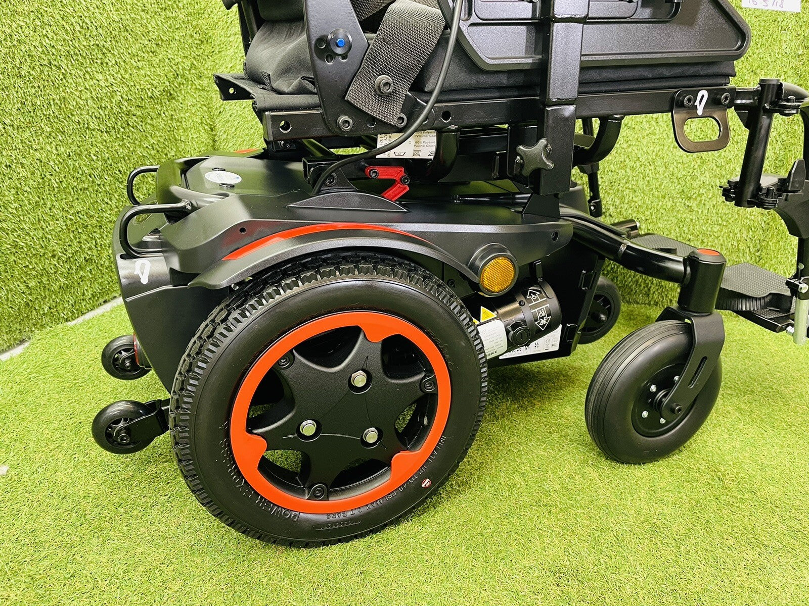 2021 Quickie Q100 R with Standard Seating Powerchair Electric Wheelchair