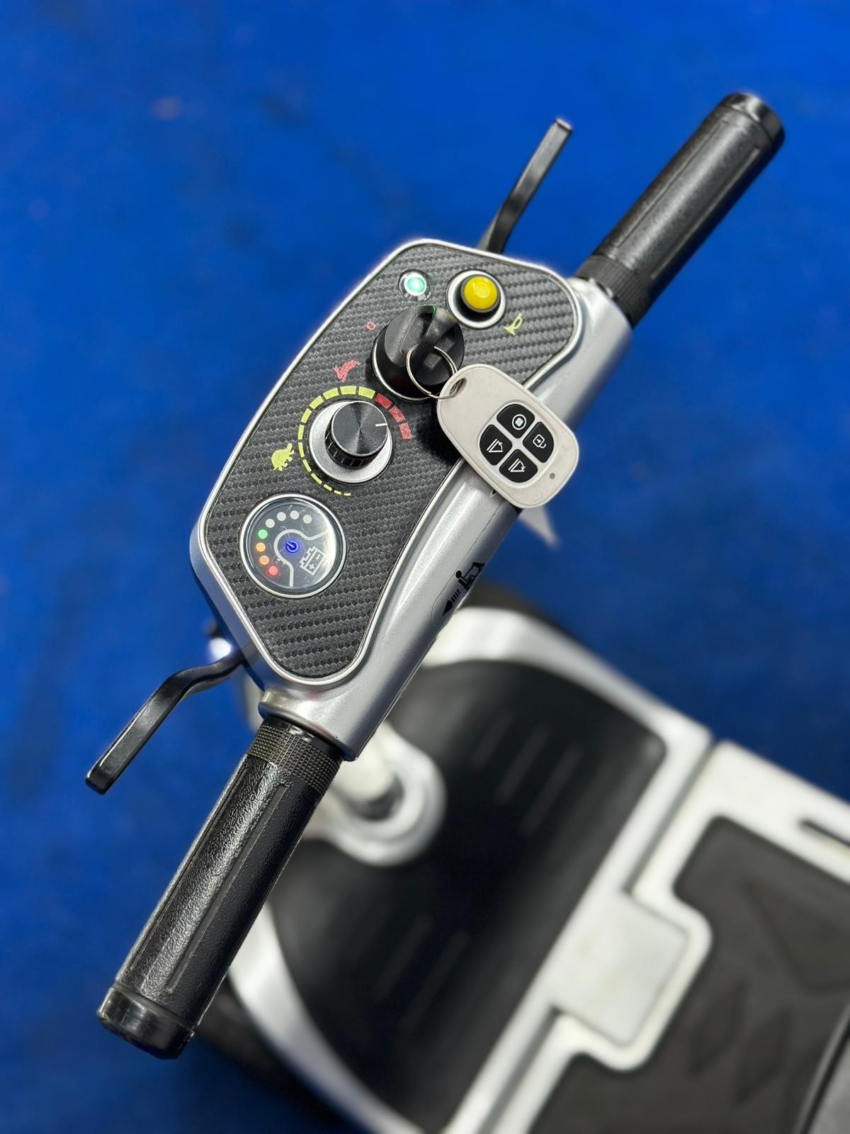 Kymco K-Lite FE Remote Mobility Scooter Auto Folding Lightweight 4 MPH 1695