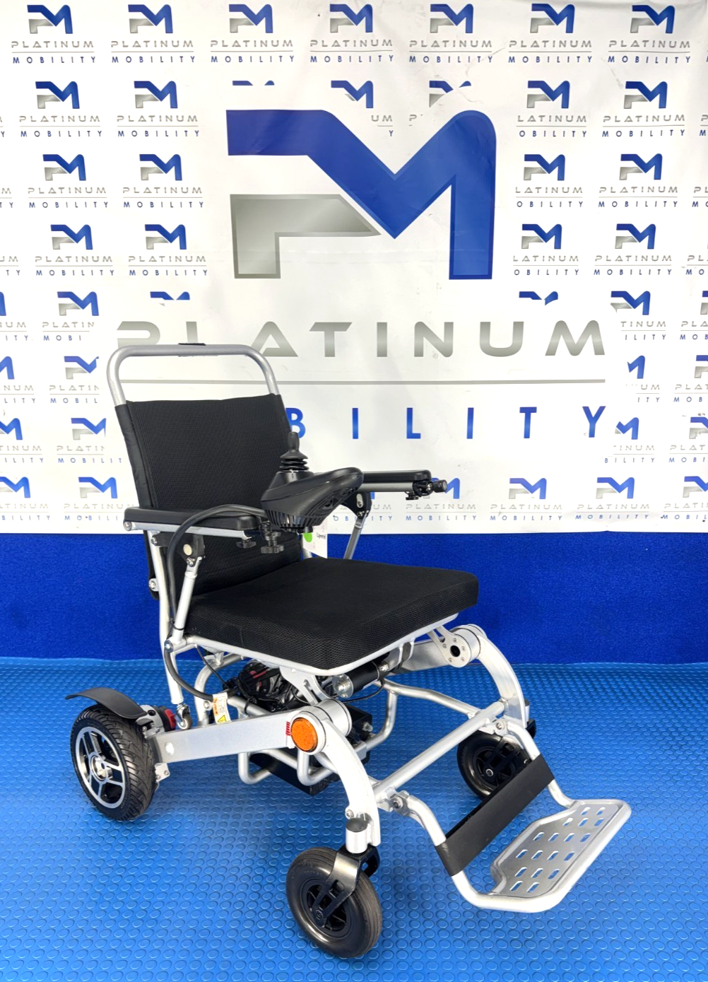 Pride iGo Plus Folding Powerchair 4Mph – Lightweight Electric Wheelchair 1739