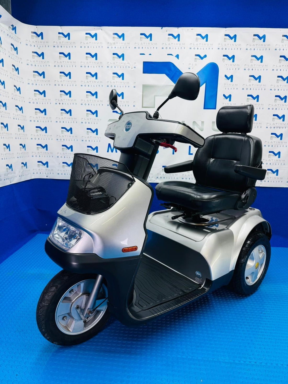 TGA Breeze S3 8MPH LARGE Mobility Scooter All Terrain 1847