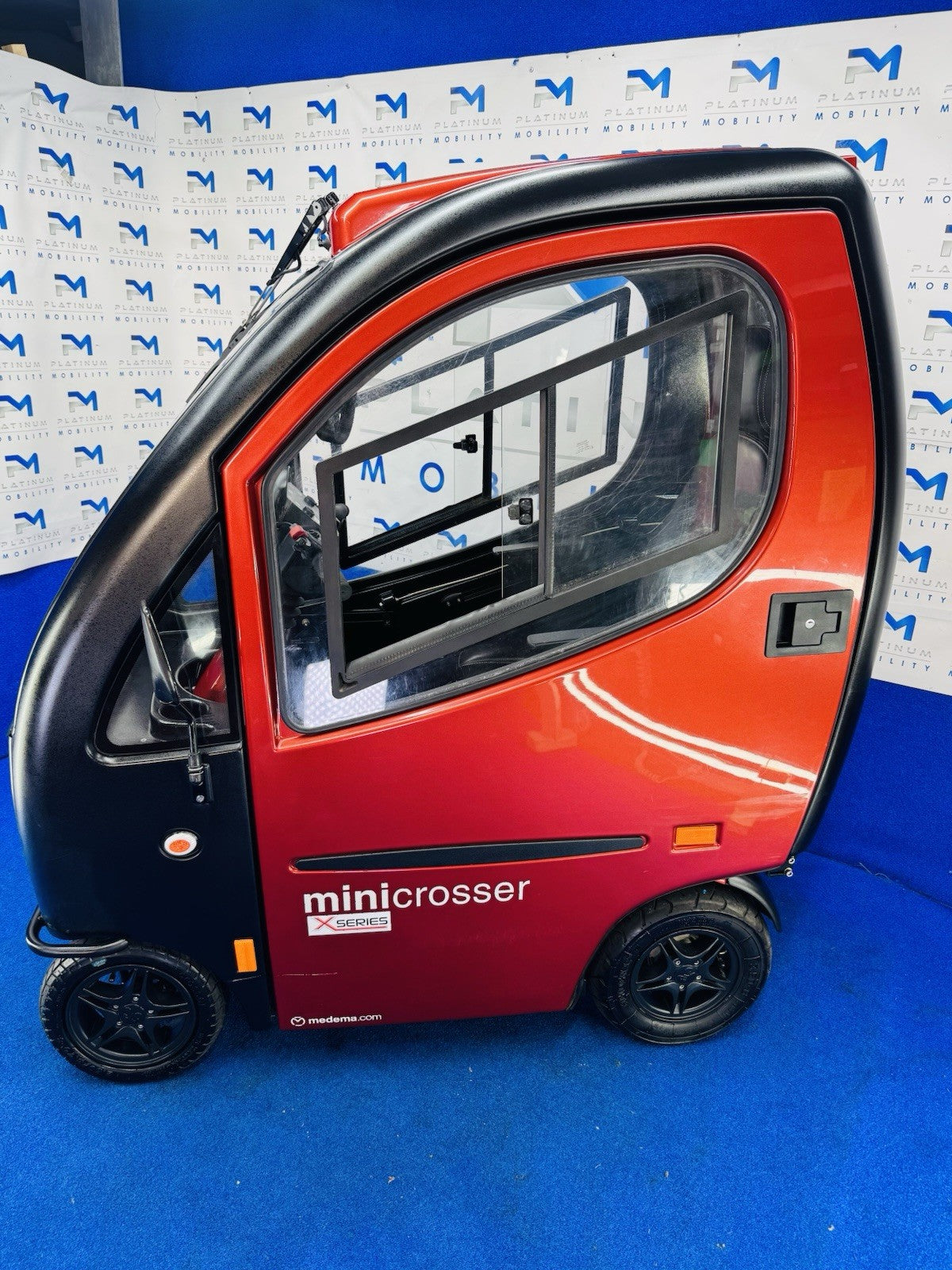 MINI CROSSER X1 CABIN CAR 8MPH ROAD LEGAL MOBILITY SCOOTER LARGE