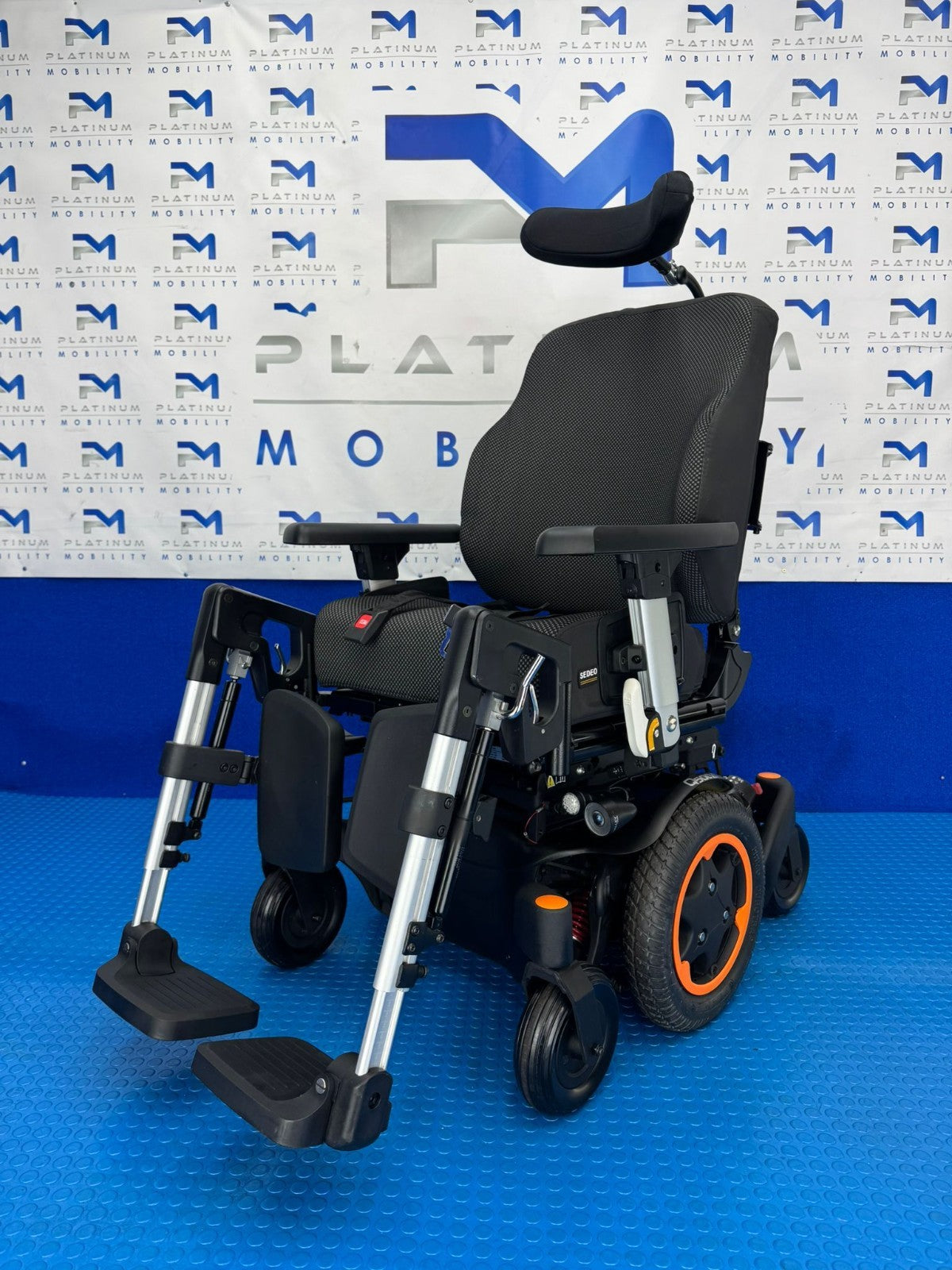 Quickie Q500 M Powerchair – 6mph Riser Electric Wheelchair by Sunrise 2123