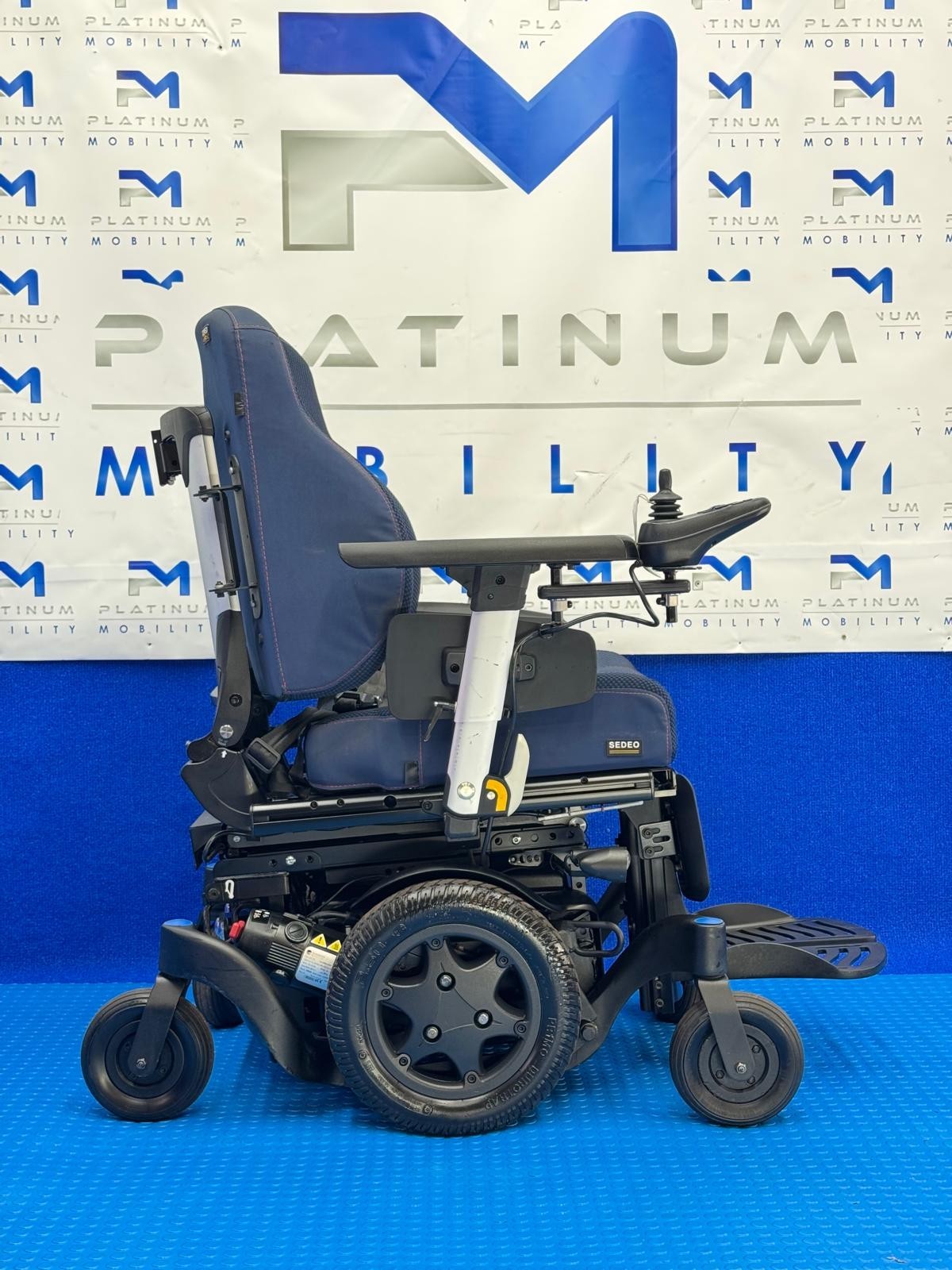 Sunrise Quickie Q500 M Powerchair – 6mph Riser Electric Wheelchair (1720)