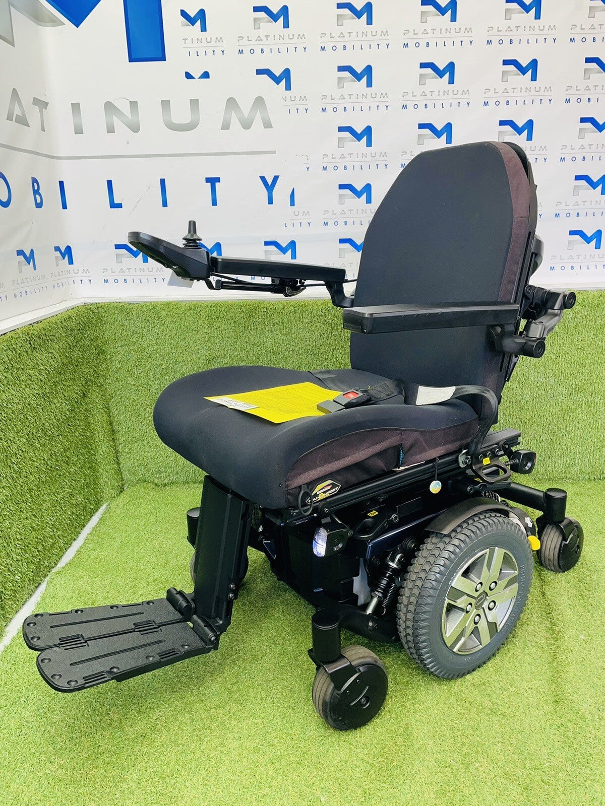 PRIDE QUANTUM EDGE Z 2.0 6 MPH ELECTRIC WHEELCHAIR POWERCHAIR MOBILITY Q6 Q700