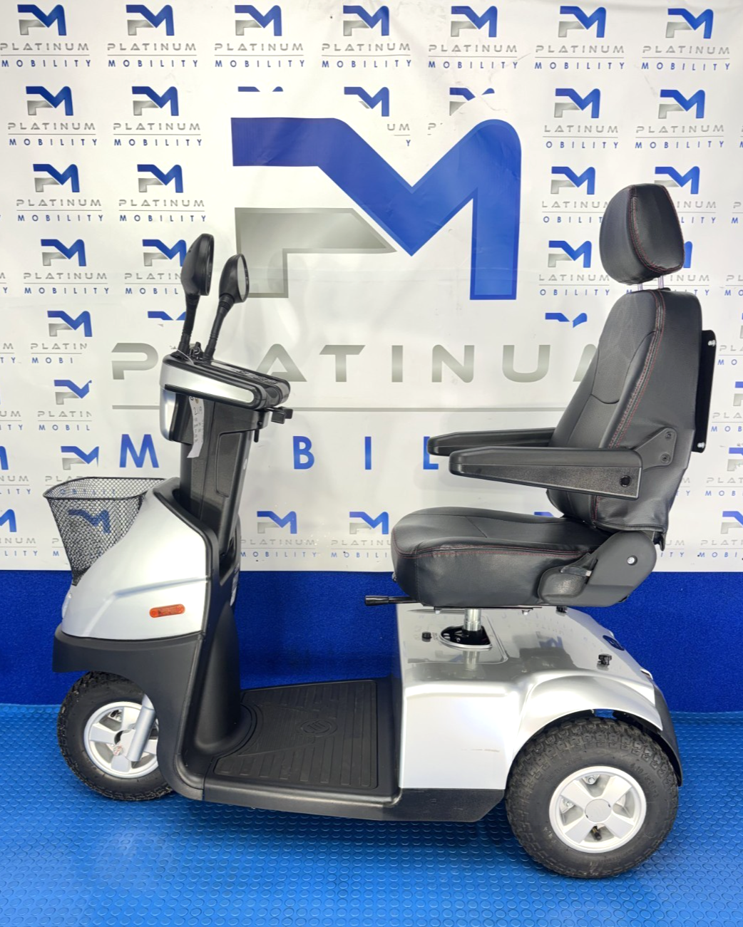 TGA Breeze Midi 8MPH LARGE Mobility Scooter All Terrain 2119