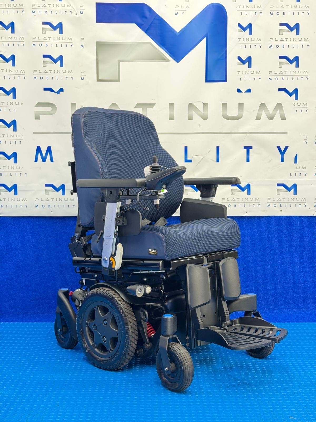 Sunrise Quickie Q500 M Powerchair – 6mph Riser Electric Wheelchair (1720)