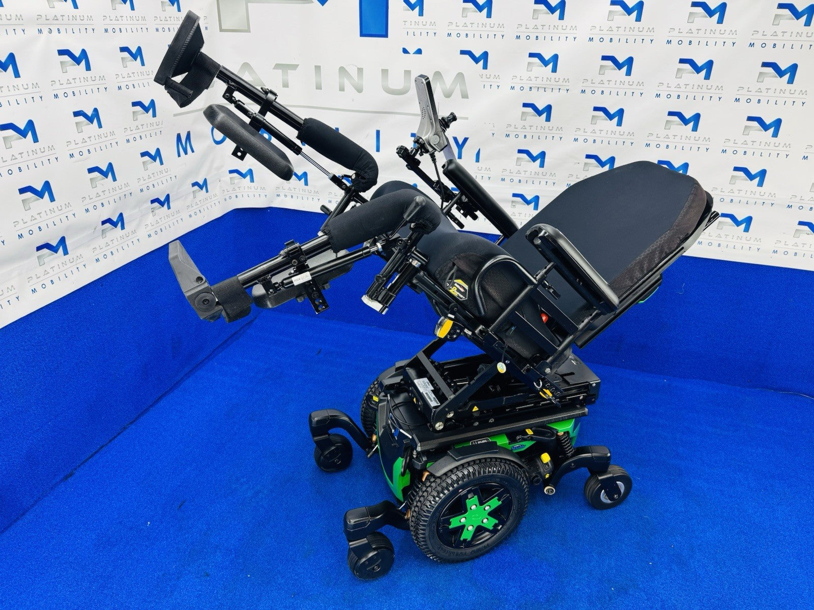 Quantum Edge 3 Stretto Powerchair – 6mph Narrow Electric Wheelchair (1352)