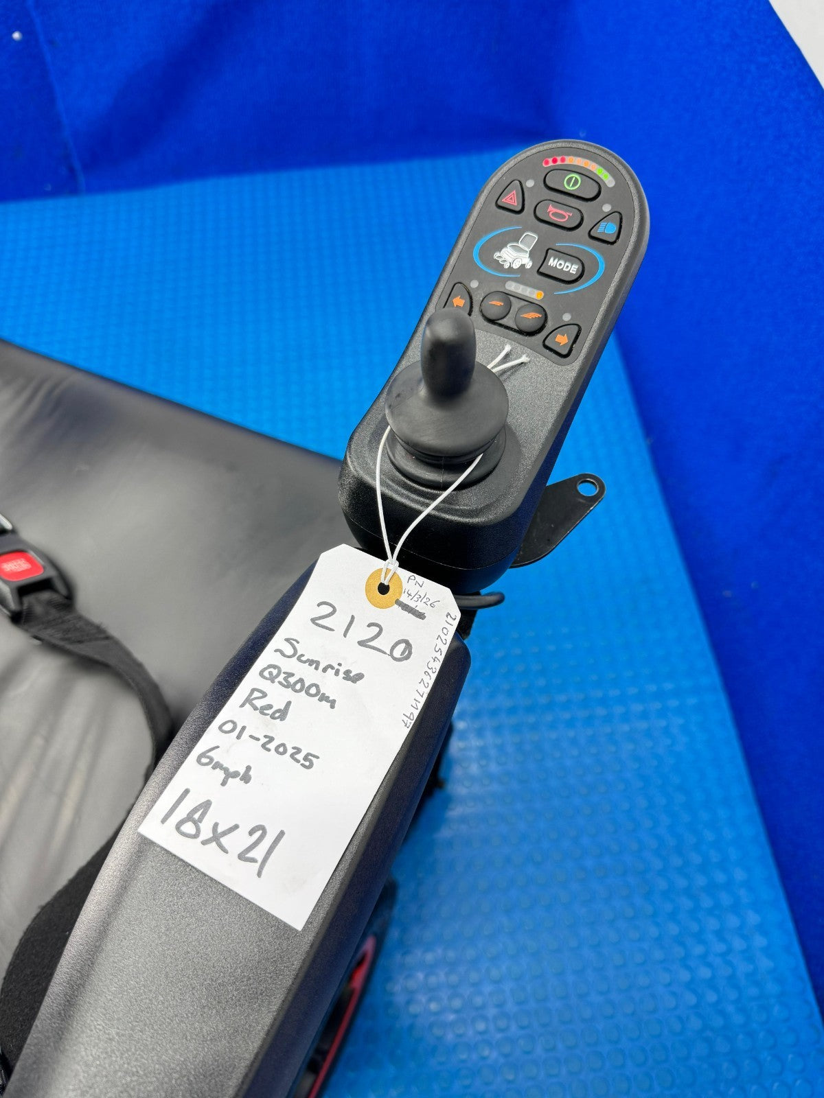 2025 Sunrise Quickie Q300 M Powerchair – 6mph Riser Electric Wheelchair 2120