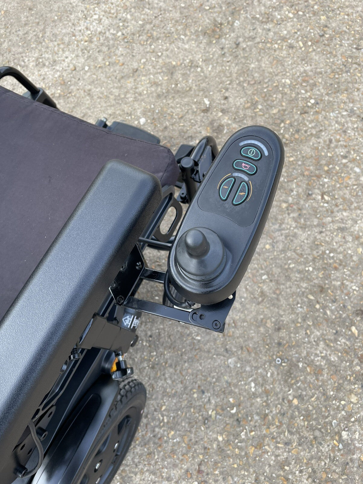 2019 Quickie Q100 R with Standard Seating Powerchair 4mph GREAT CONDITION