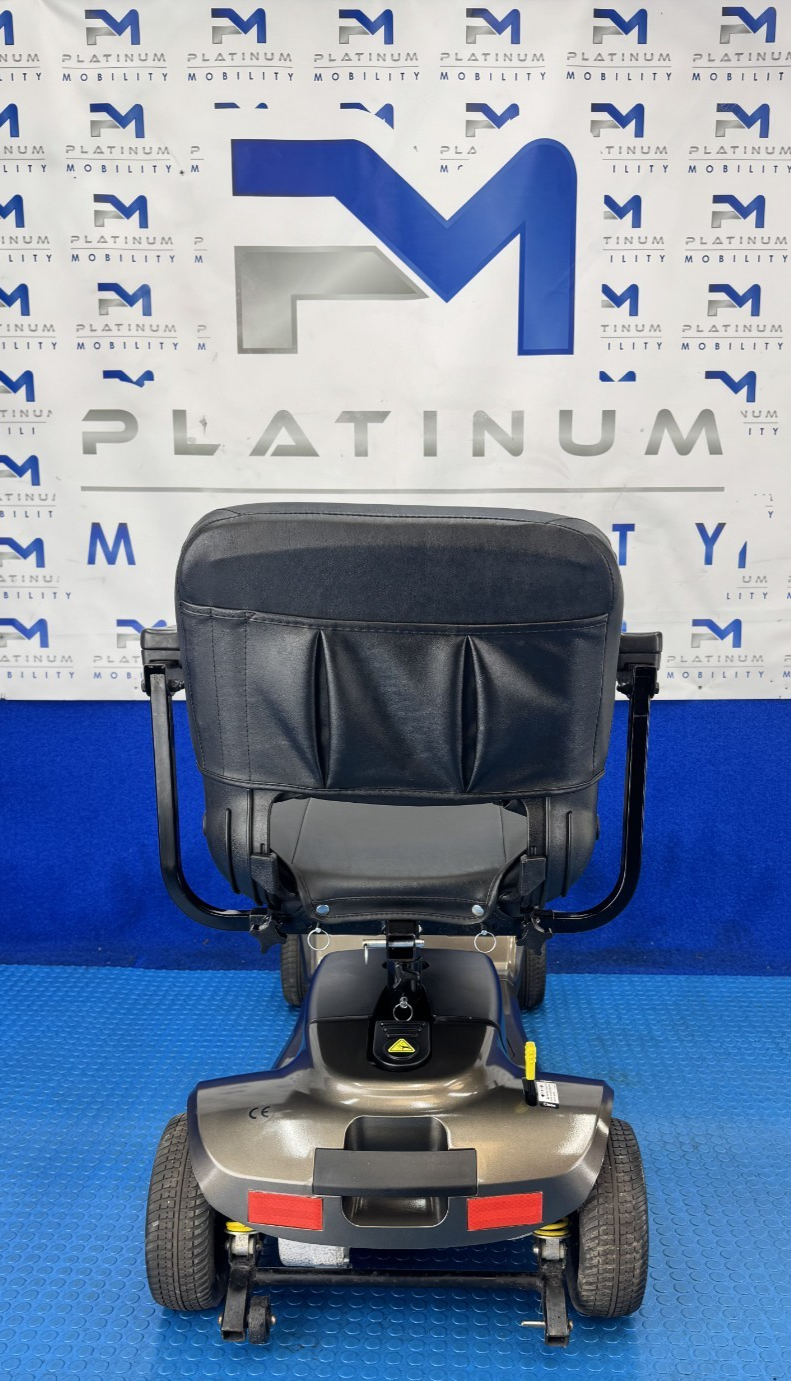 One Rehab Vantage Lightweight Mobility Scooter 4MPH Portable 2402