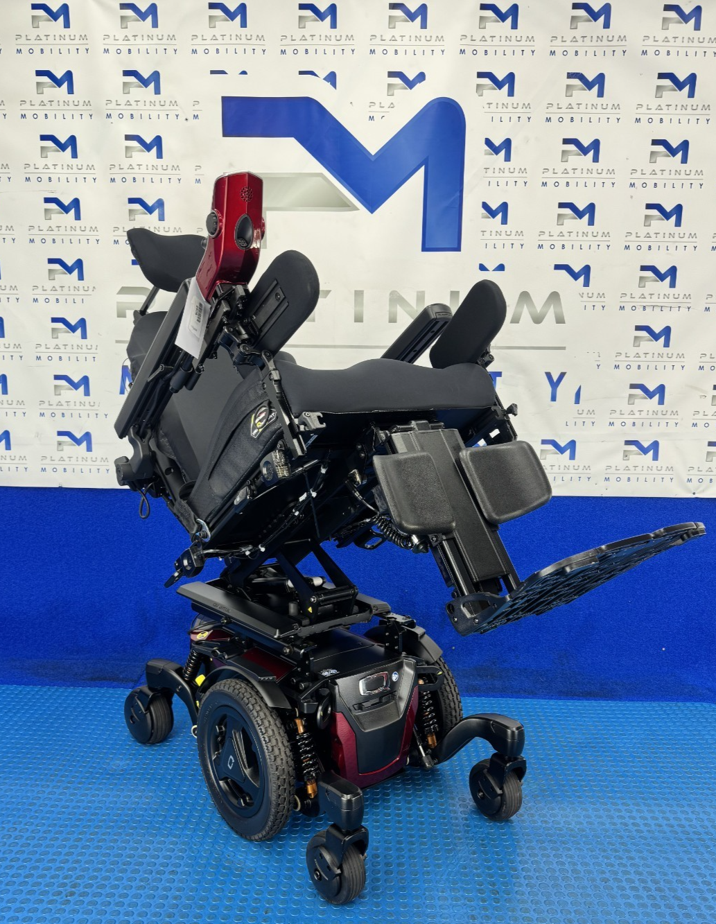 PRIDE QUANTUM EDGE 3 STRETTO 6MPH ELECTRIC POWERCHAIR TILT, RECLINE, LEGS 2508