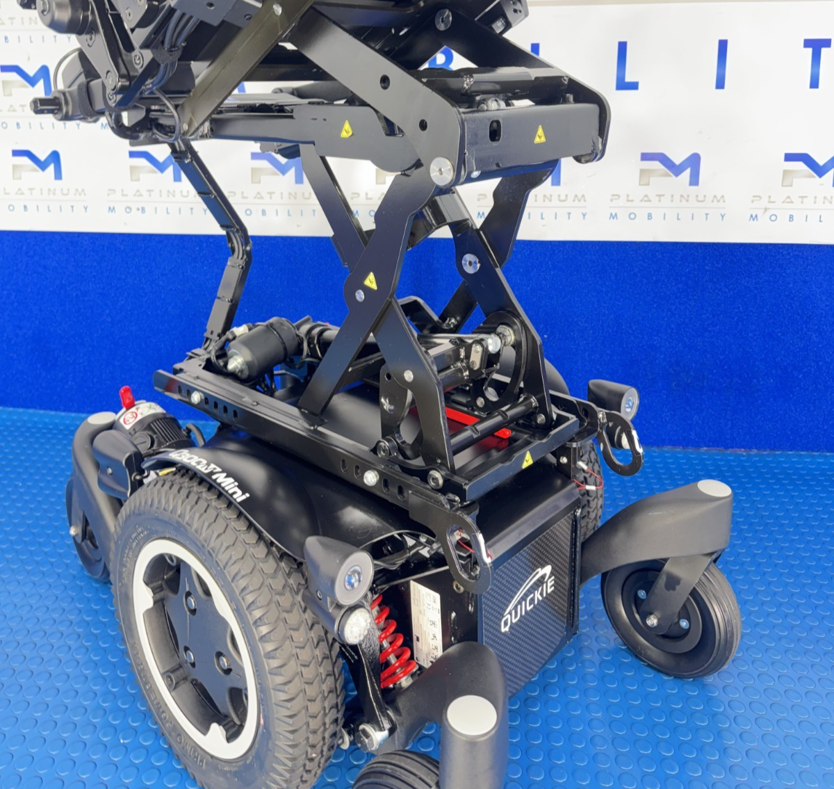 Sunrise Quickie Q300M Powerchair 6 mph Riser, Tilt, Electric Legs, Recline 4129