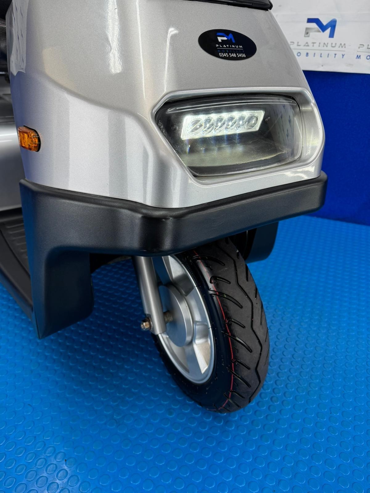 2022 TGA Breeze S3 8MPH LARGE Mobility Scooter All Terrain *1989