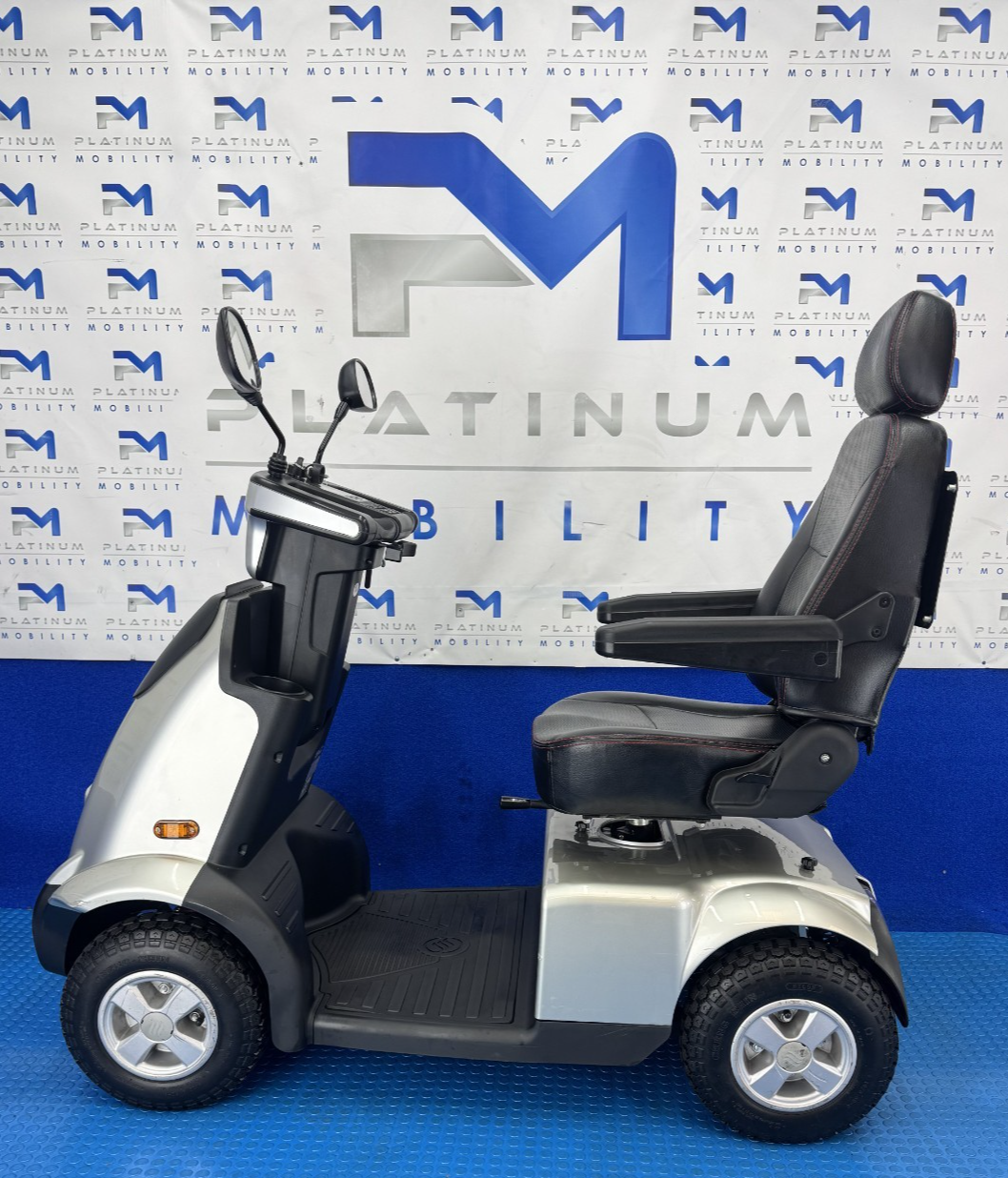TGA Breeze S4 MIDI All Terrain Mobility Scooter 2409 Air Tyres 8mph 2409