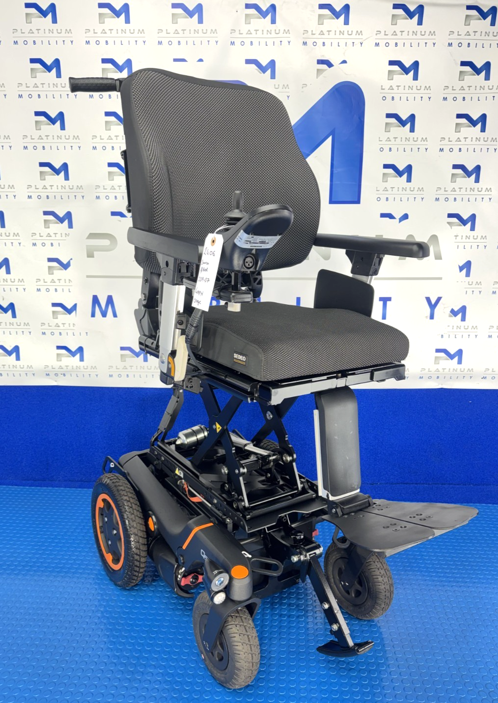 Sunrise Quickie Q500 R Powerchair Electric Rise, Tilt, 4mph 2406