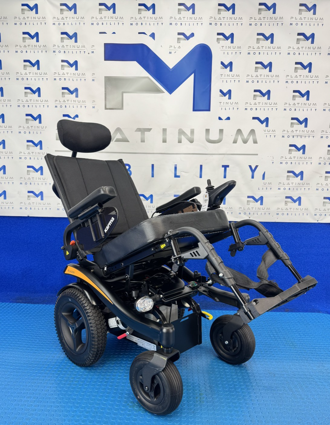 KARMA BLAZER 2 MOBILITY ELECTRIC WHEELCHAIR POWERCHAIR 4 MPH All Terrain 2802