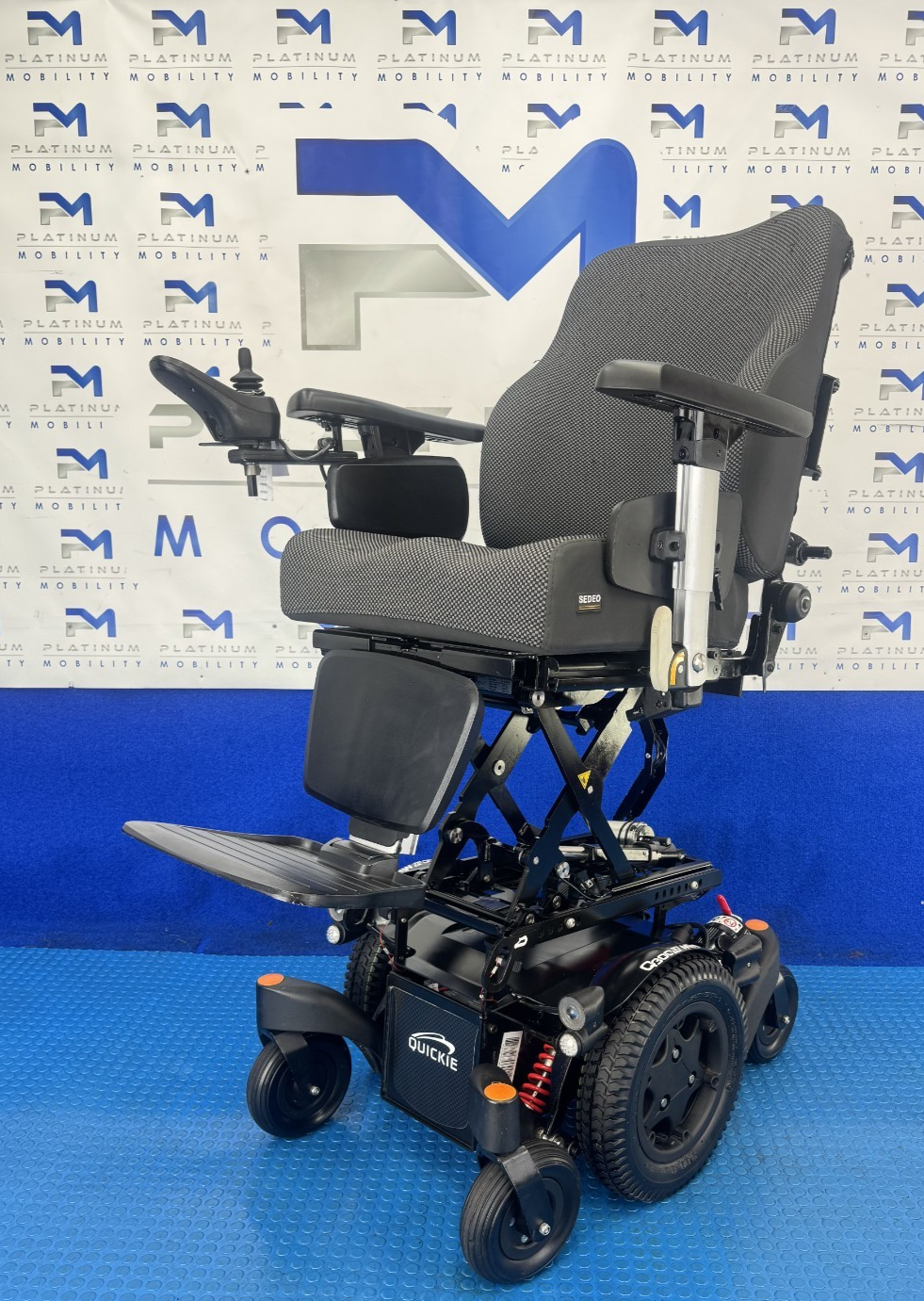 Sunrise Quickie Q300M Powerchair 6 mph Riser, Tilt Electric Wheelchair 2827