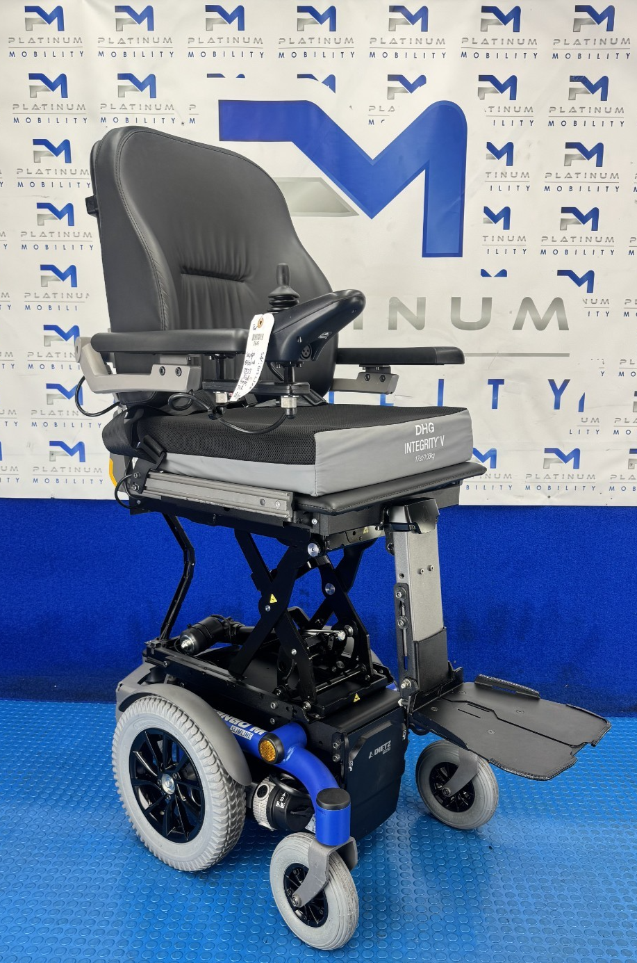 Dietz Sango Advaned M Slimline 4MPH Rise & Tilt Electric Wheelchair 2646