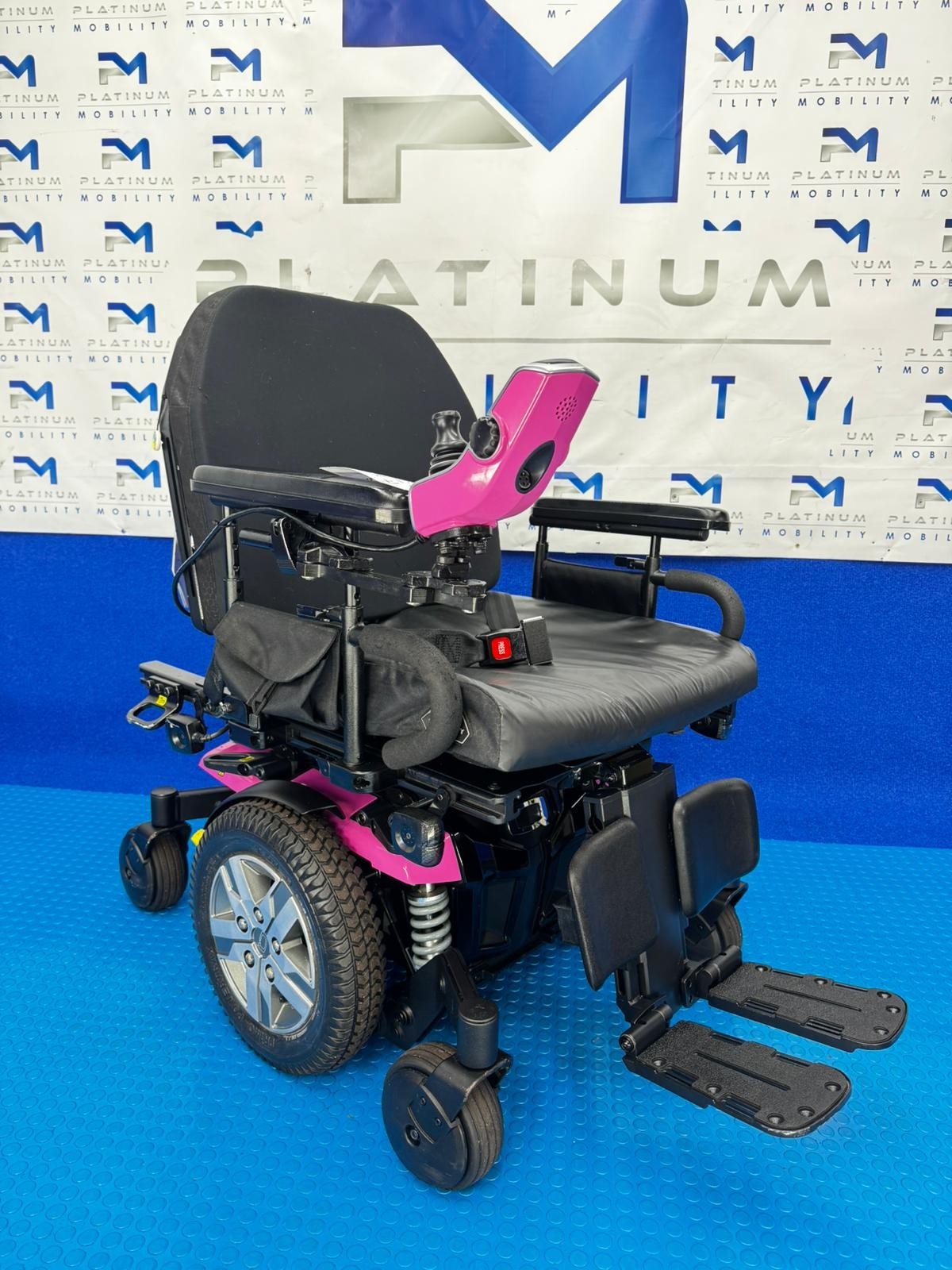 Pride Quantum Q6 Edge 2 Powerchair 4mph Electric Wheelchair  (1817) All Terrain