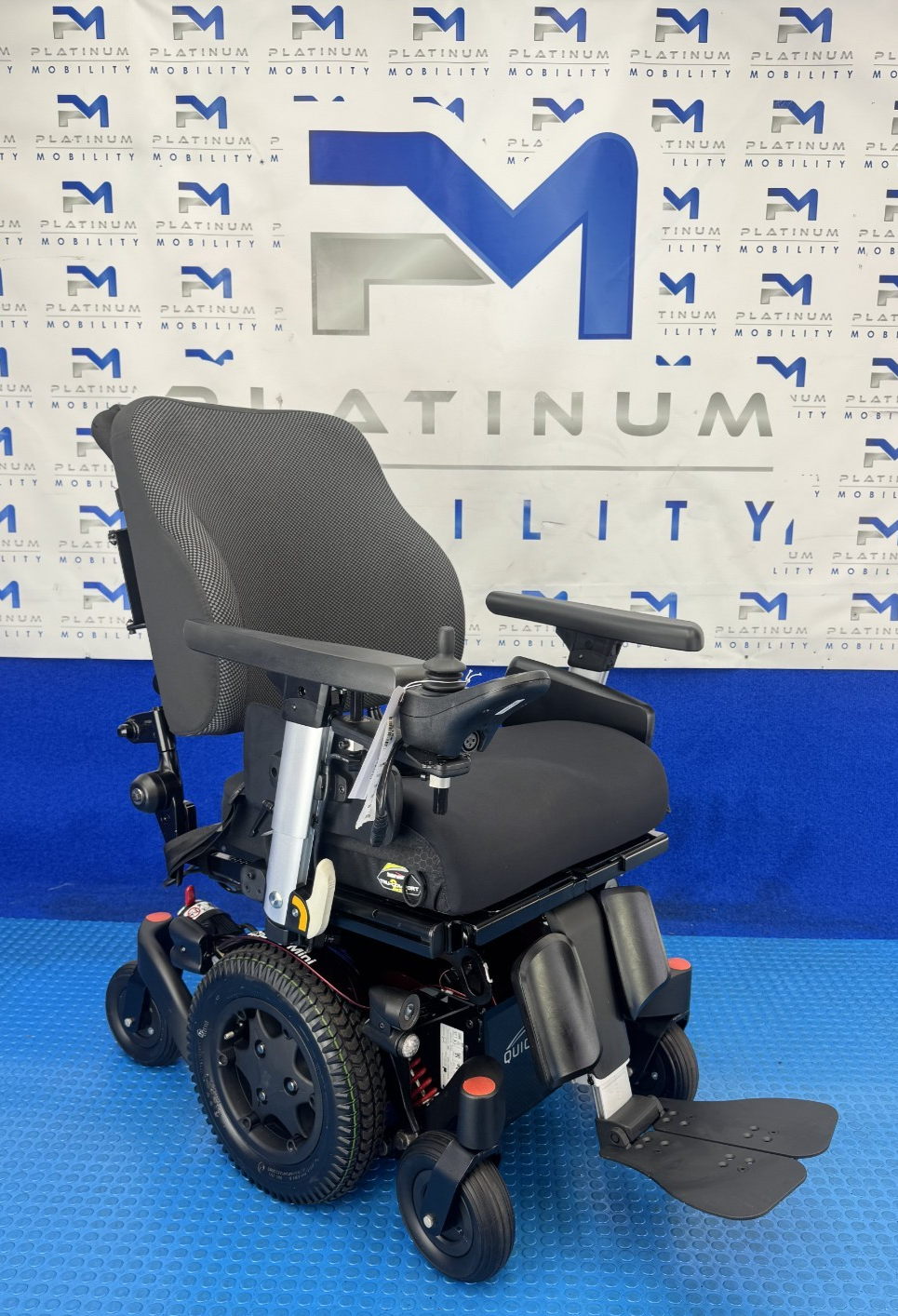 Sunrise Quickie Q300M Powerchair 6 mph Riser, Tilt Electric Wheelchair 2913