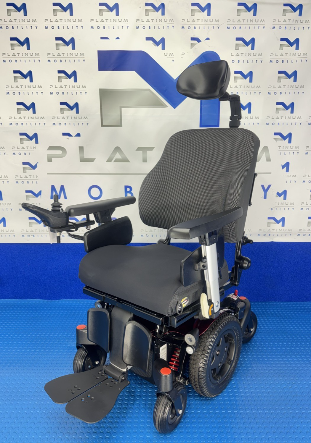 Sunrise Quickie Q300M Powerchair 6 mph Riser, Tilt Electric Wheelchair 4018