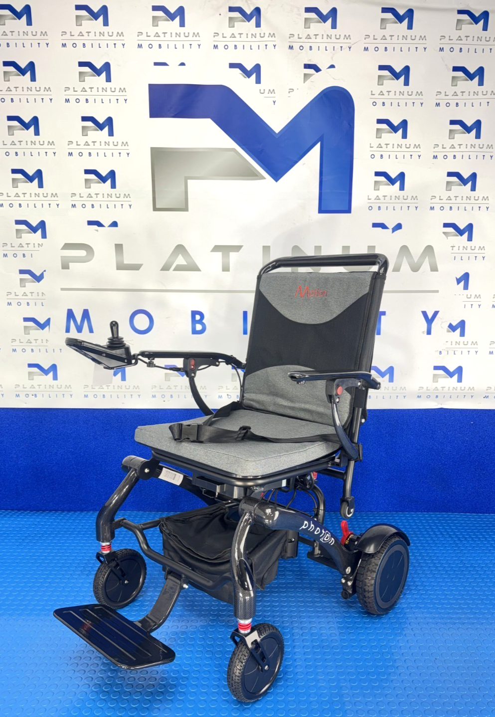 Motion Photon Ultra-Lightweight Folding Wheelchair 4mph 15.8kg 2720