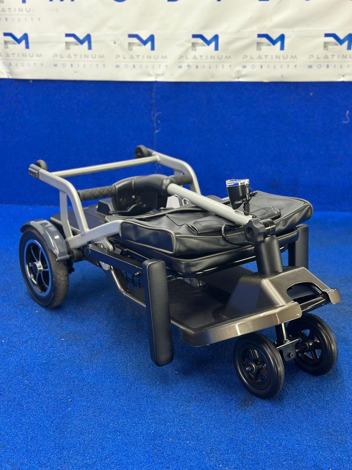 ONE REHAB QFOLD Mobility Scooter Light weight Folding scooter 17kg 4mph