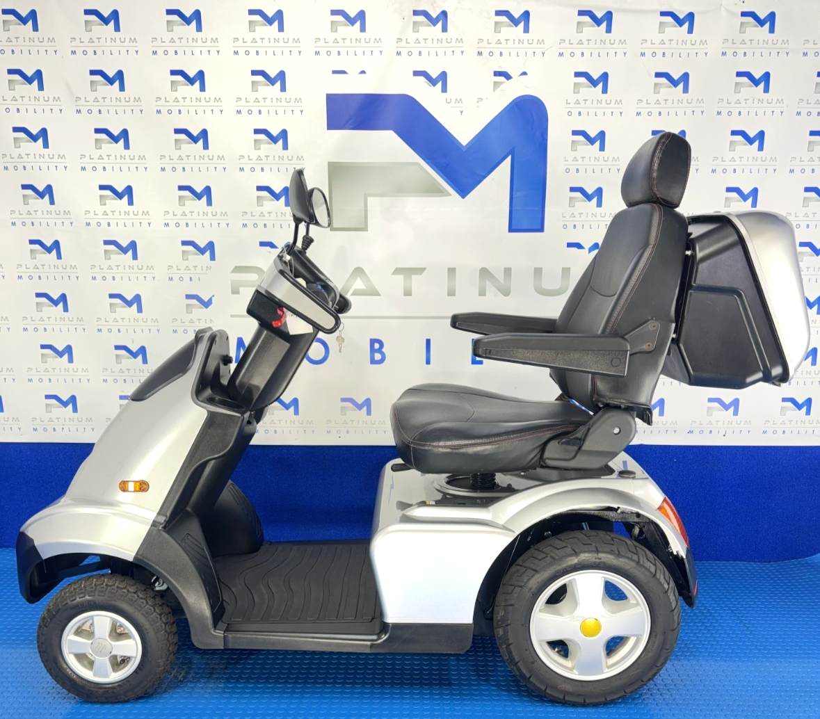 TGA Breeze S4 MAX SPEED 6MPH MAX WEIGHT 39 STONE All Terrain Scooter 1789