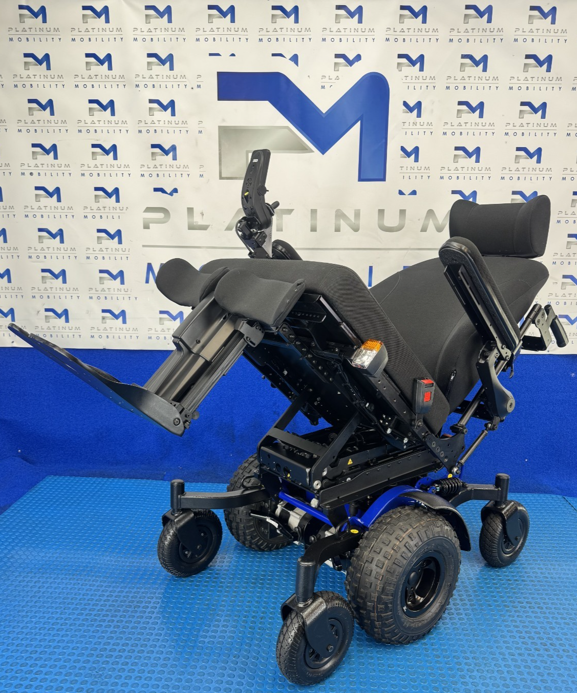 Magic Mobility Frontier V6 Wheelchair Rise, Tilt, Electric legs 6 Mph 2510