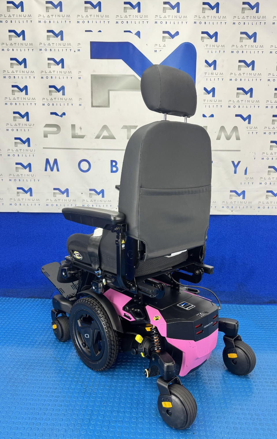 Quantum Edge 3 Stretto Powerchair – 6mph Electric Wheelchair 2556